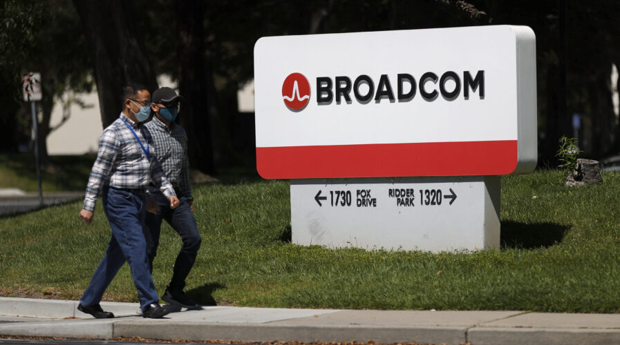 broadcom vmware