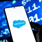 Salesforce expands investment in AI