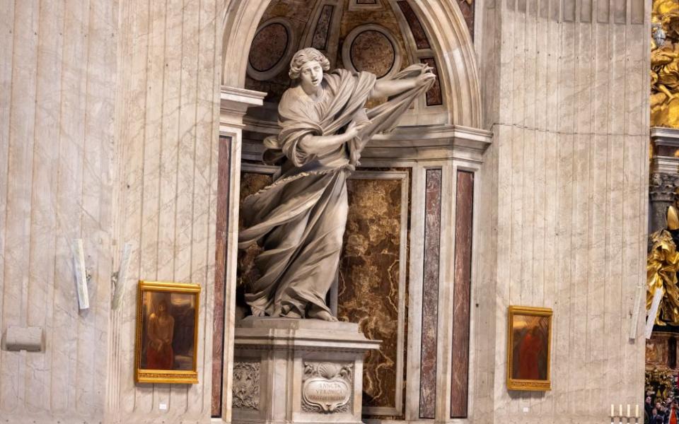 Statue of St. Veronica