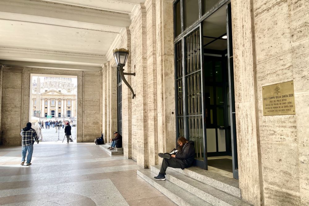 Vatican press office entry
