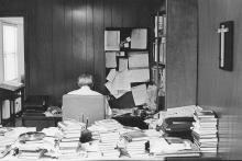 National Catholic Reporter founding editor Robert Hoyt works at NCR's offices in Kansas City, Mo., in August 1968. (NCR file photo/Jack Kenward)
