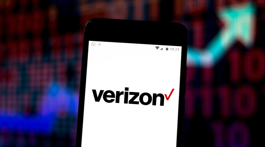 Verizon Business unveils its tech predictions for 2024.